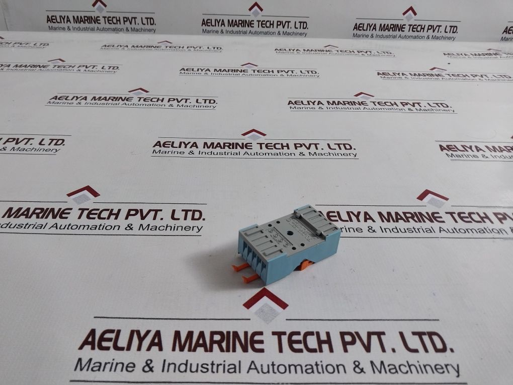 Releco S3-b Relay Socket - Aeliya Marine