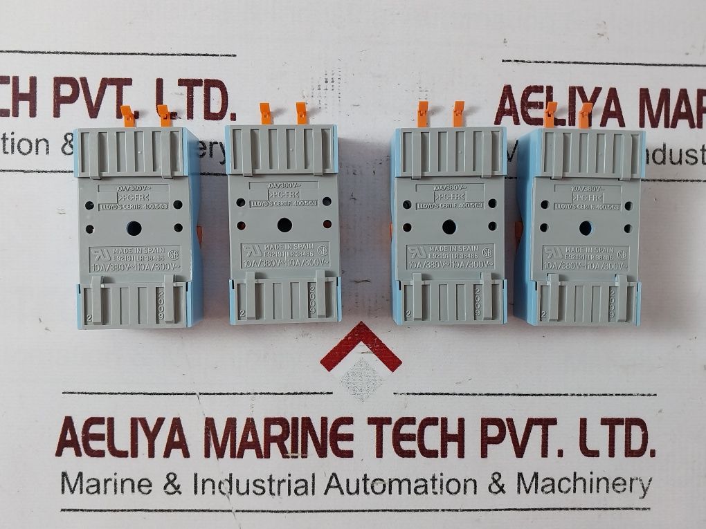 Releco Rolls-royce S3-b Relay Socket - Aeliya Marine