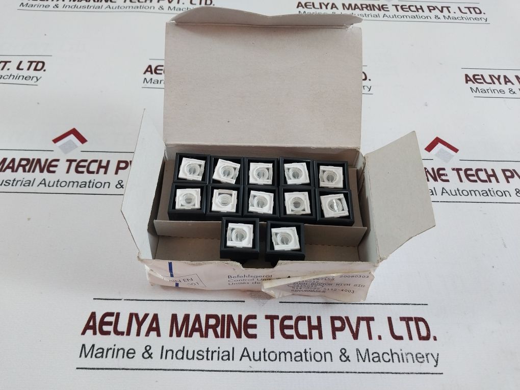 SCHLEGEL QXTLL PUSHBUTTON LAMP HOLDER