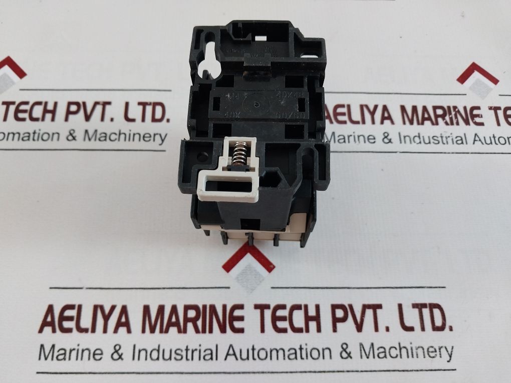 Scrinaider Electric S-lc1-d32...c Contactor - Image 5