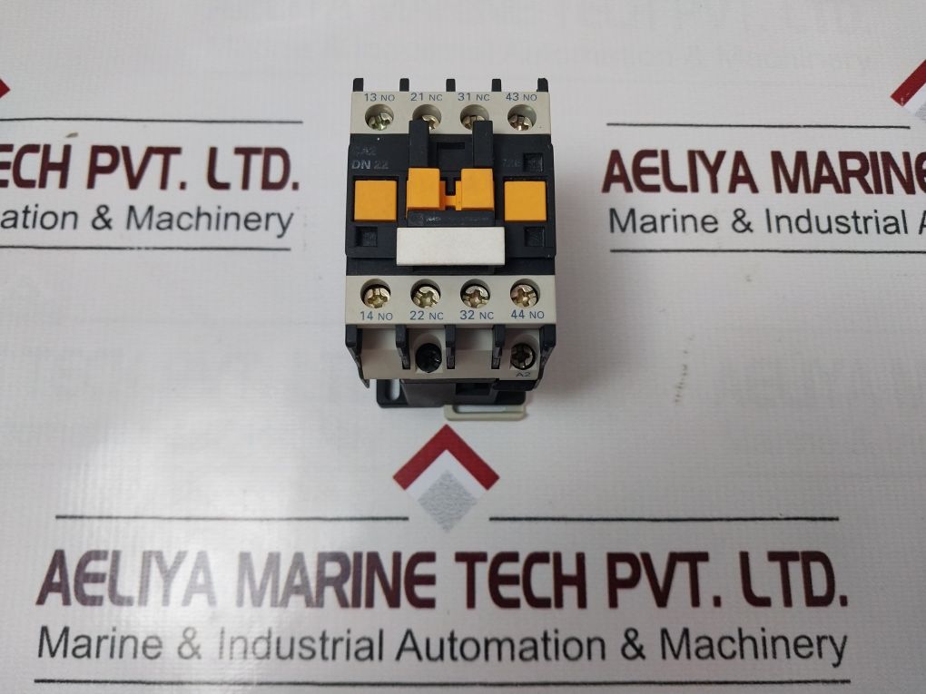 Telemecanique Ca2 Dn 22 Control Relay 10 A - Image 3