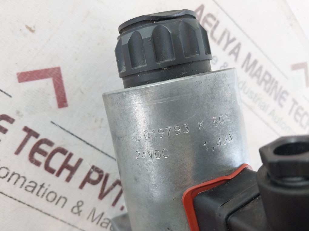 Rexroth 4we 10 E33/cg24n9k4 Directional Control Valve - Image 7