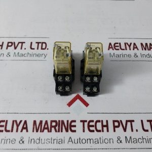 Idec Izumi Rh2b-u Relay With Socket