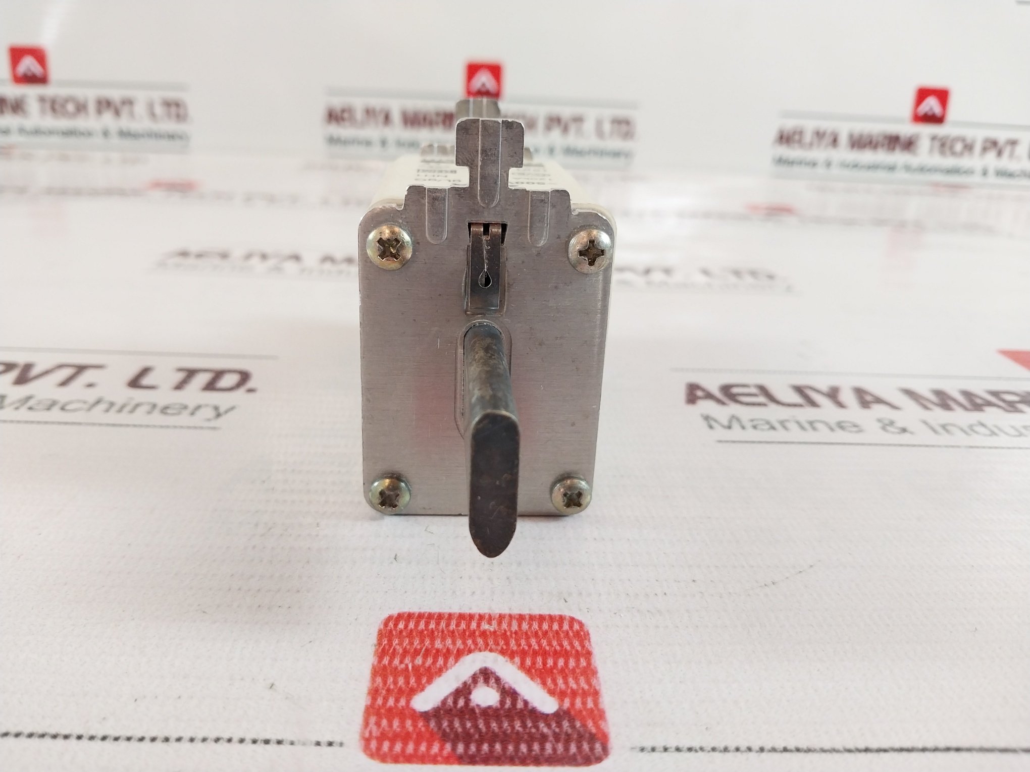 Ferraz Shawmut Nh1gg50v200 Fuse 200a - Image 10