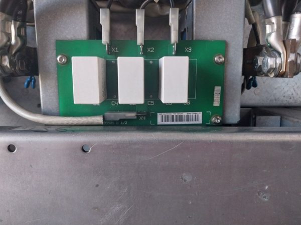 Abb Acs800-104-0580-7+c126+e205+v991 Inverter - Image 28