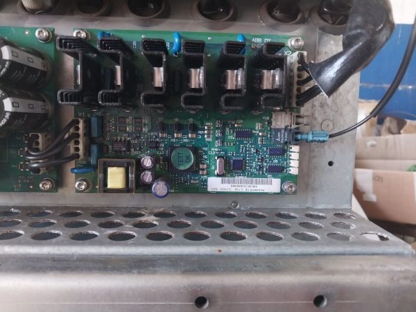 Abb Acs800-104-0580-7+c126+e205+v991 Inverter - Image 53