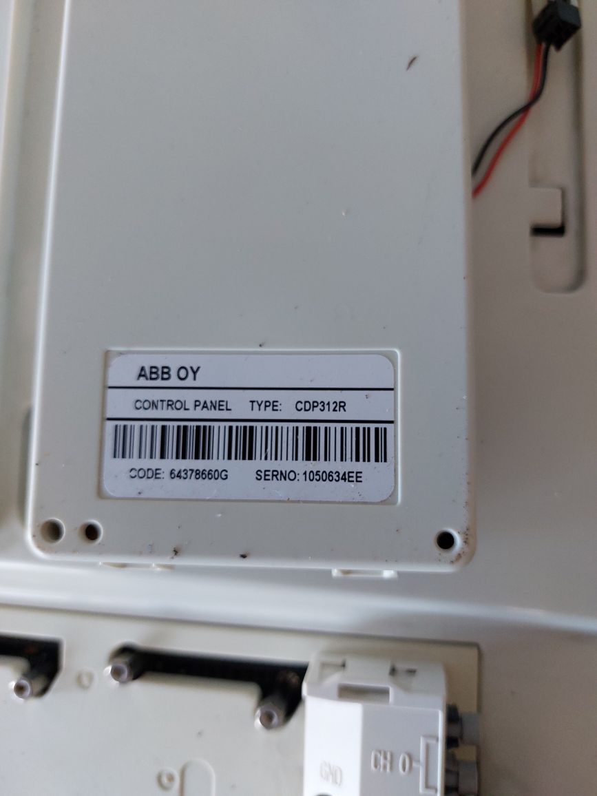 Abb Acs800-u11-0025-5 Drive 68654963 B - Image 16