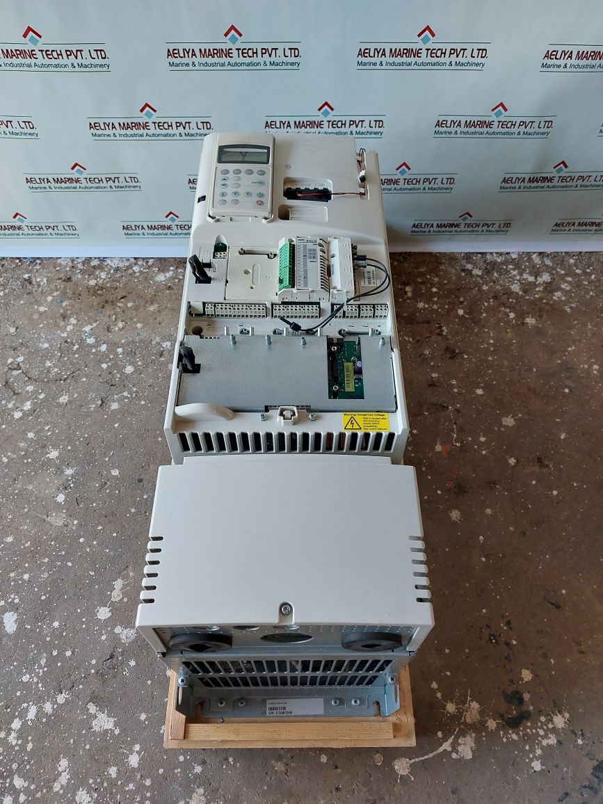 Abb Acs800-u11-0025-5+l502 Drive Cdp312r - Image 7