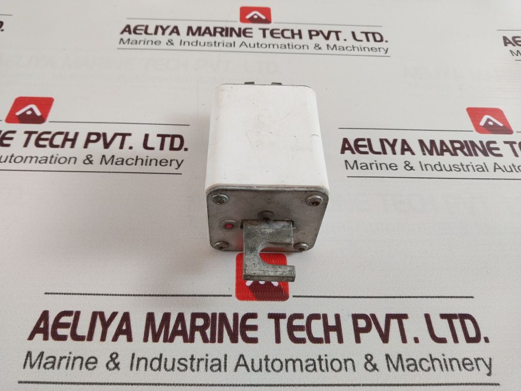 Bussmann 170m5146 Fuse 630a - Image 6