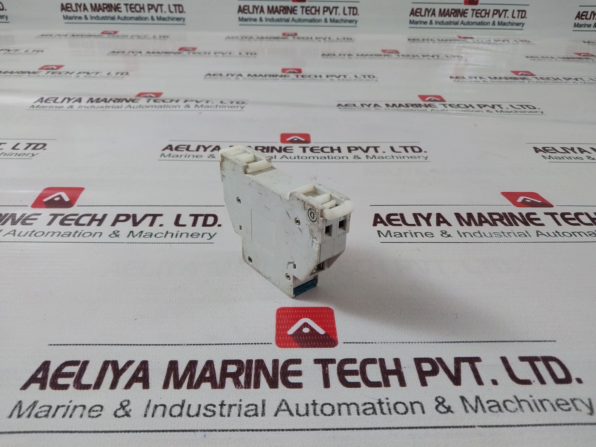 Eltako S12-100 Electromechanical Impulse Switch - Image 5