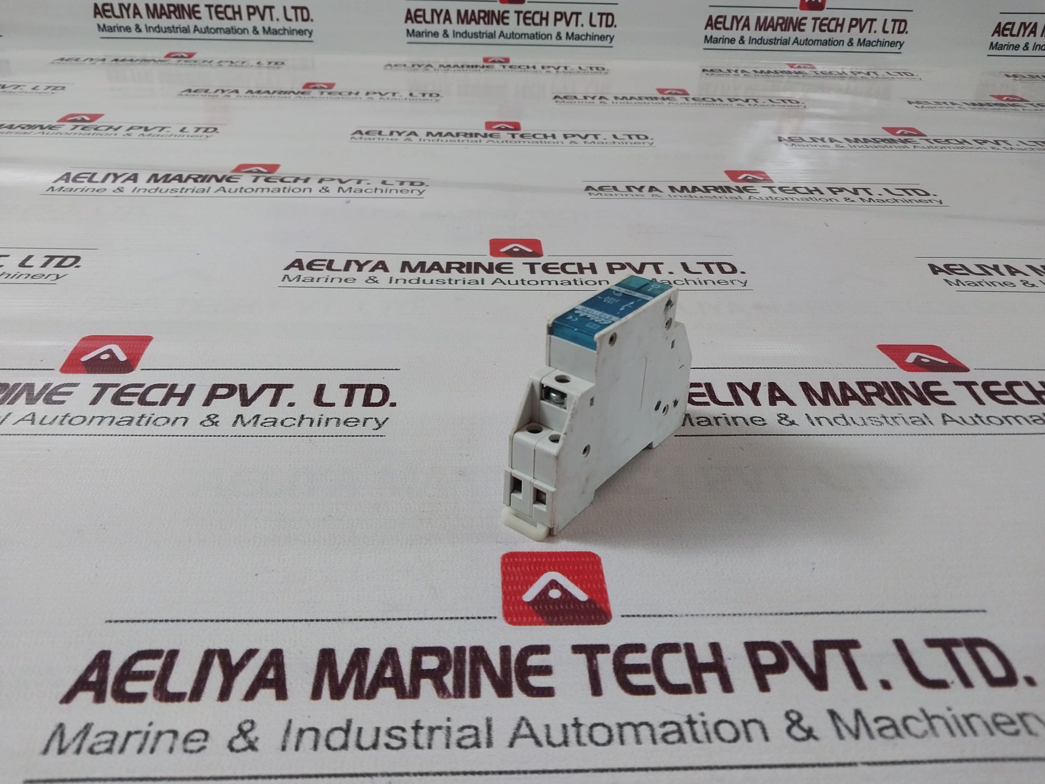 Eltako S12-100 Electromechanical Impulse Switch - Image 3