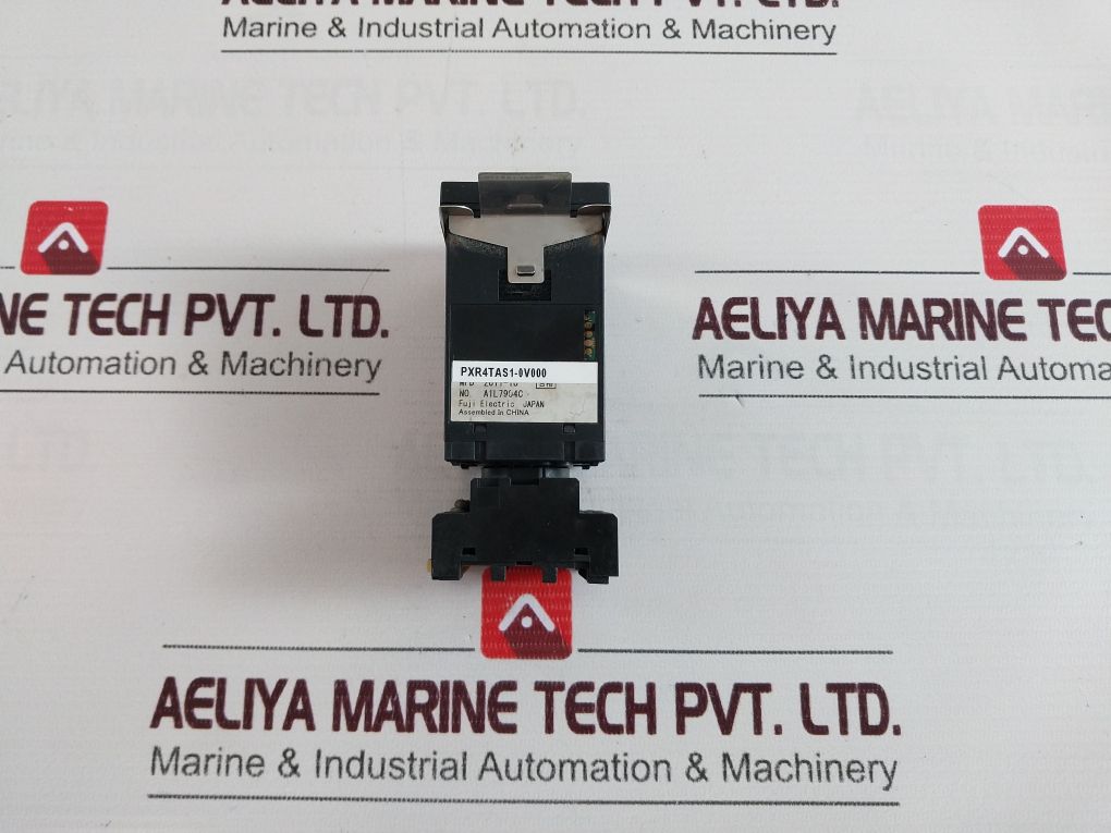 Fuji Electric Pxr4tas1-0v000 Digital Temperature Controller With Base - Image 6