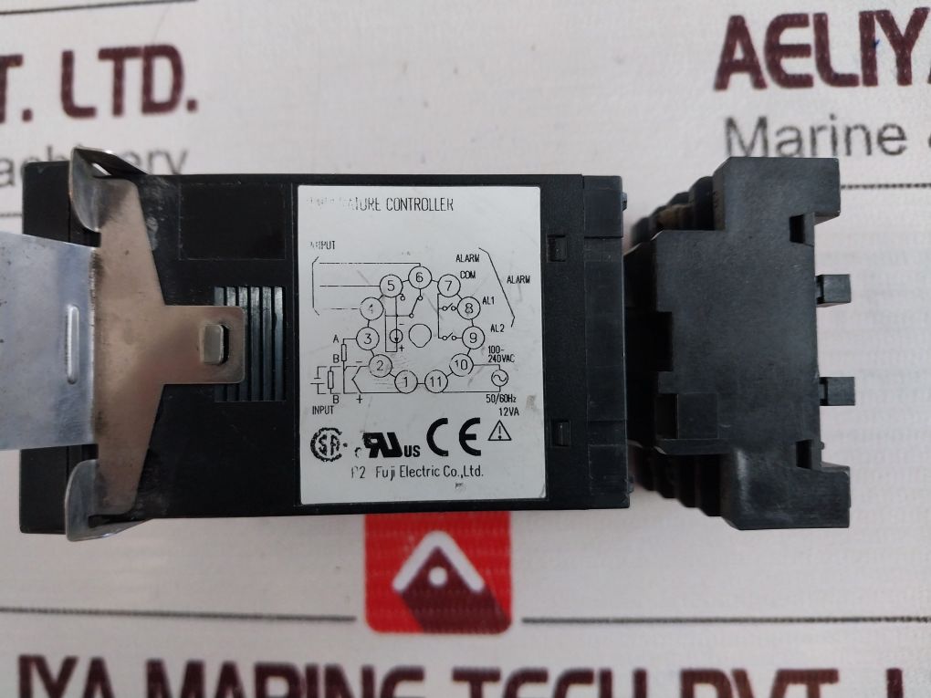 Fuji Electric Pxr4tas1-0v000 Digital Temperature Controller With Base - Image 11