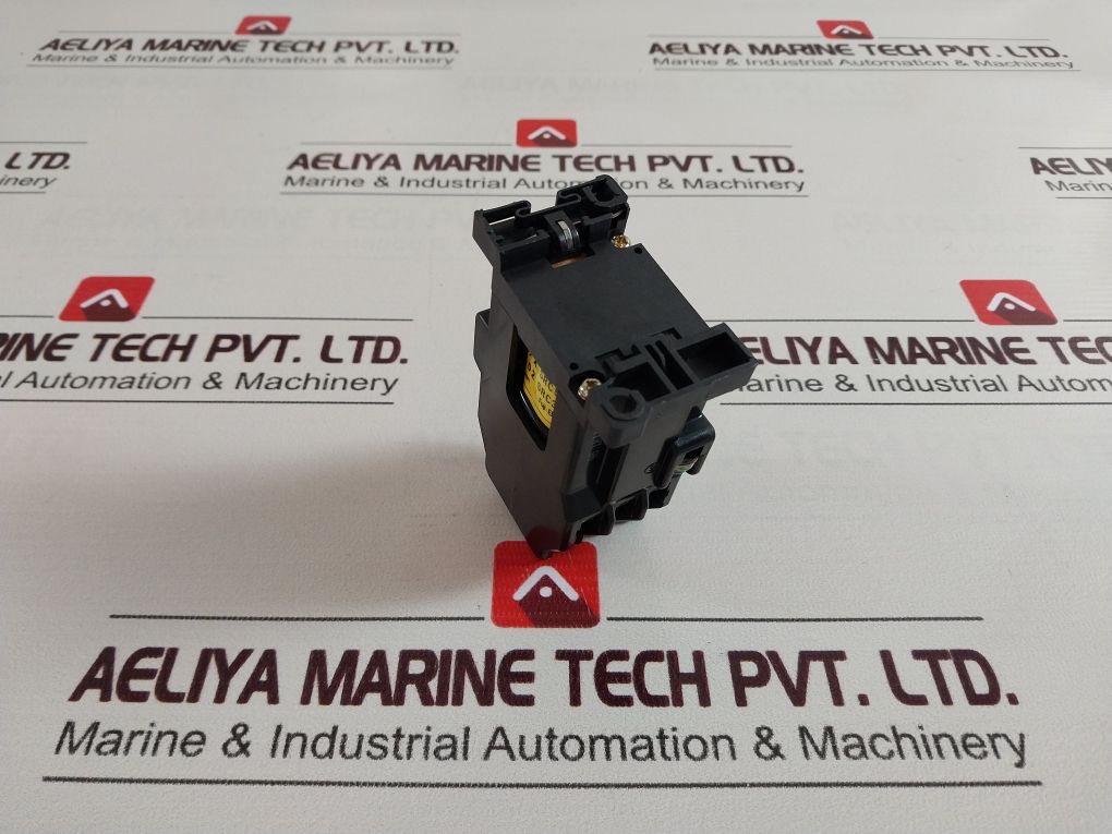 Fuji Electric Src50-2f/x (3a3b) Auxiliary Relay - Image 6