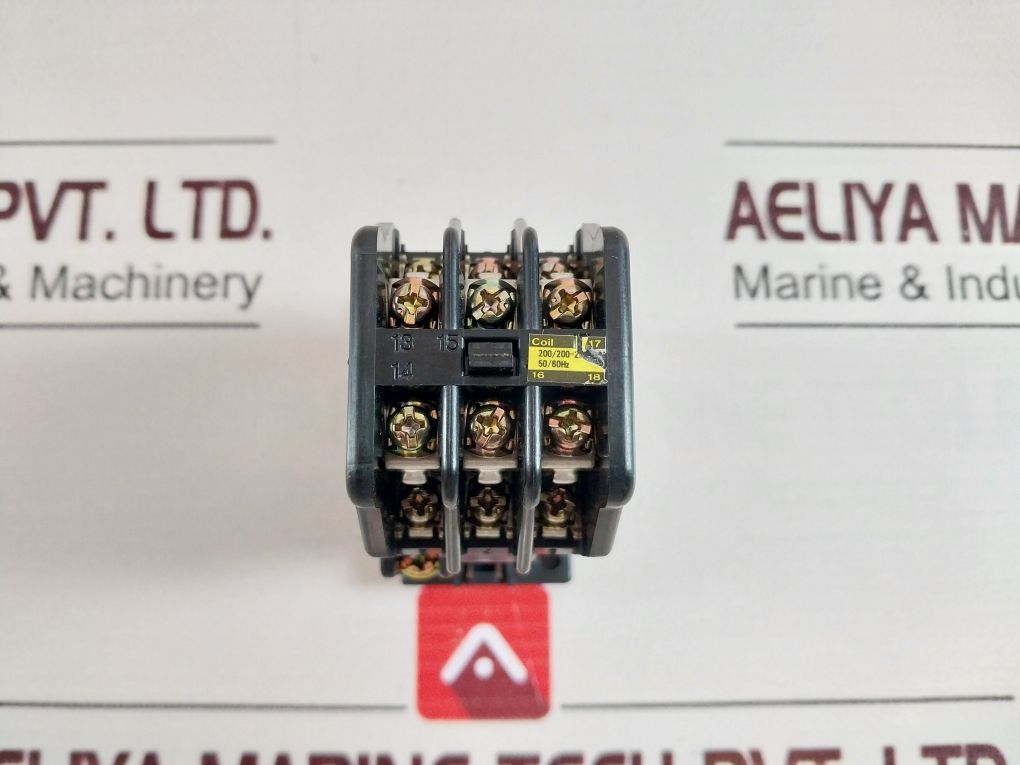 Fuji Electric Src50-2f/x (3a3b) Auxiliary Relay - Image 9