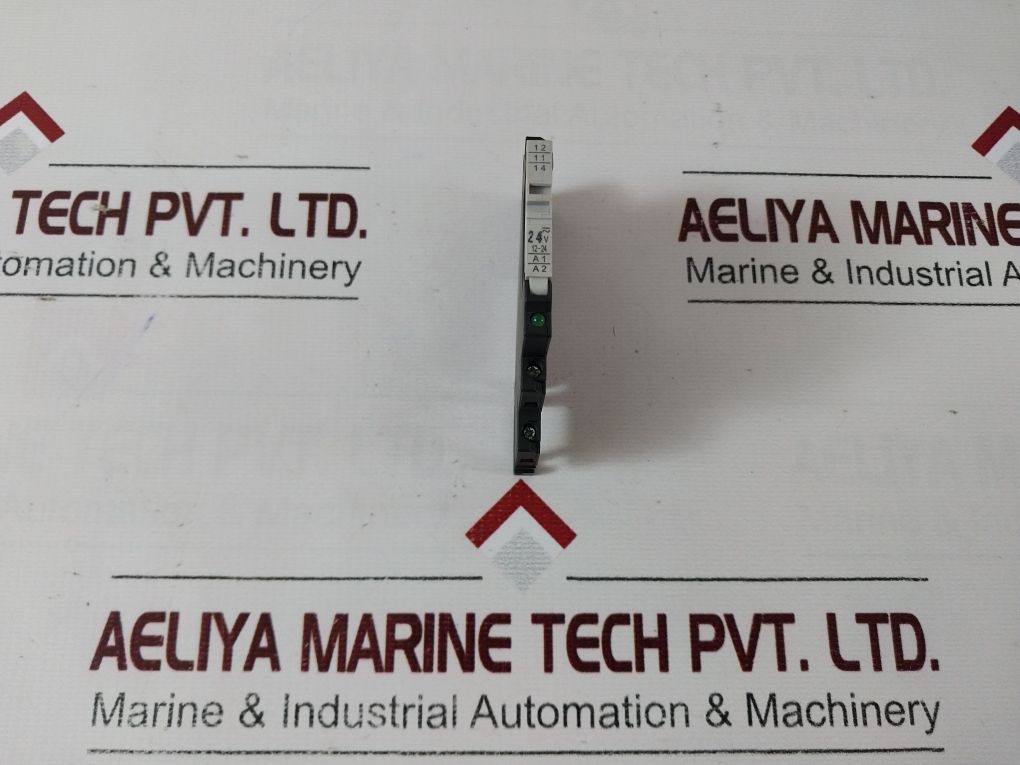 Idec Sv1h-07l-1 Relay Socket 24v - Image 4
