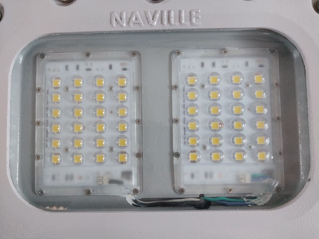 Naville Iluminacao Eznl/r6/240c Led Projector - Image 12