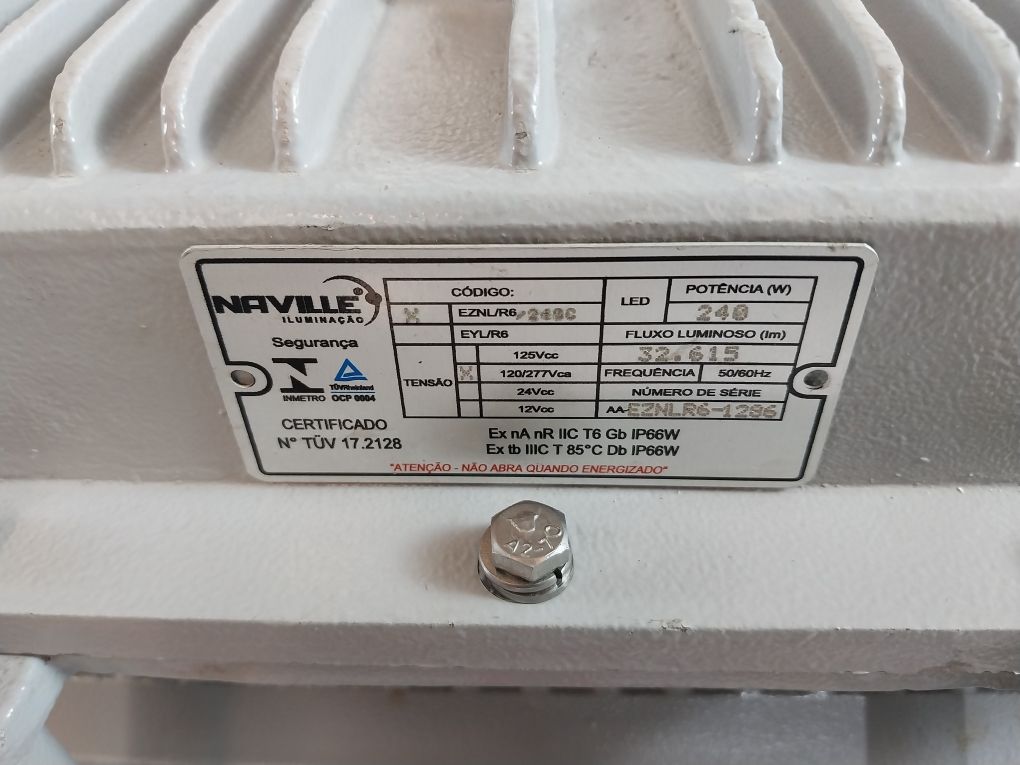 Naville Iluminacao Eznl/r6/240c Led Projector - Image 10