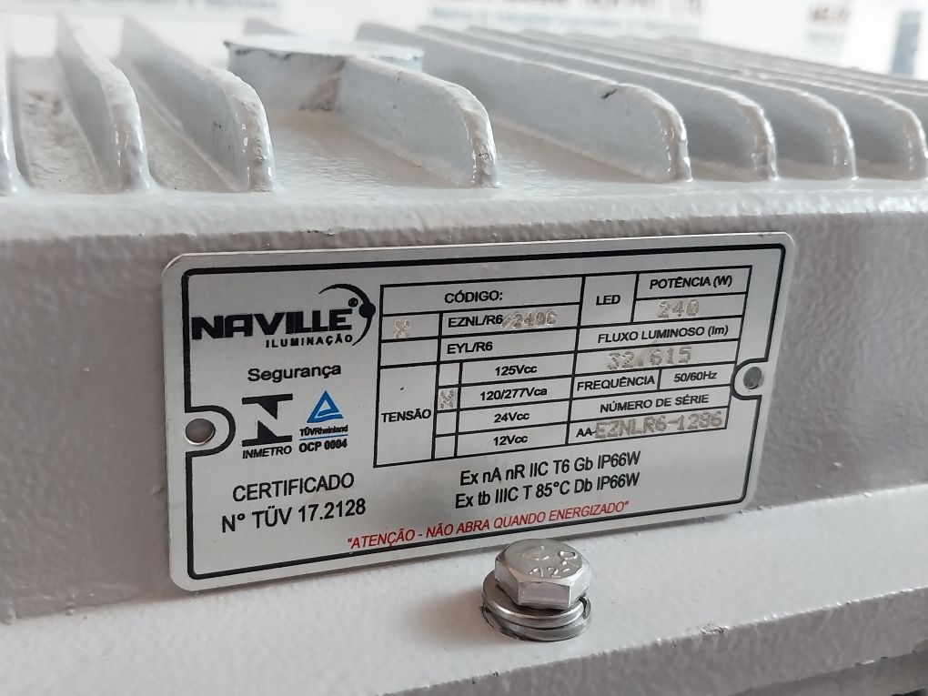 Naville Iluminacao Eznl/r6/240c Led Projector - Image 11