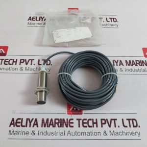 OMRON E2A-M18LS08-WP-B3 INDUCTIVE SENSOR