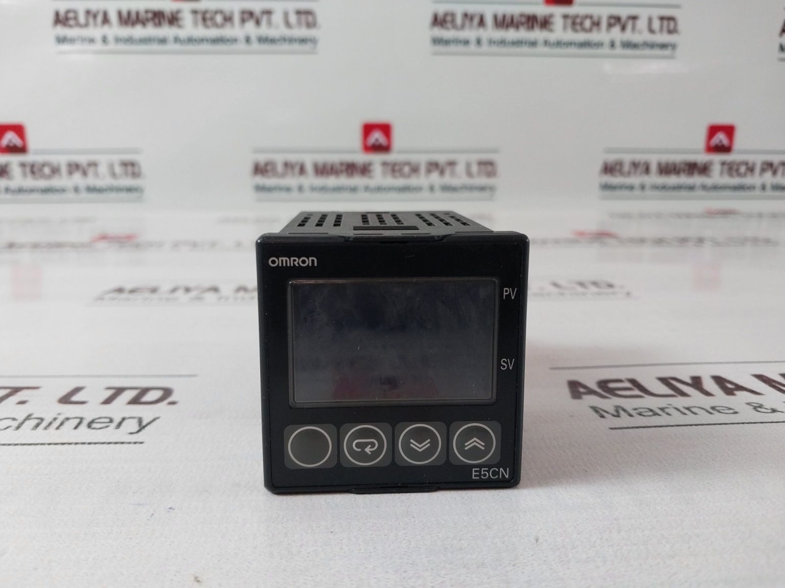 Omron E5cn-r2tu Temperature Controller - Aeliya Marine