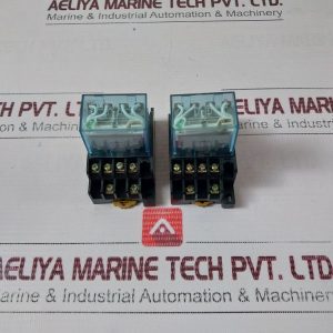 OMRON LY4NJ RELAY WITH SOCKET