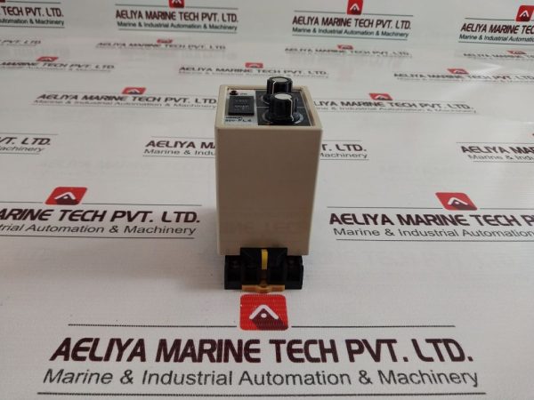 OMRON SDV-FL VOLTAGE SENSOR WITH BASE