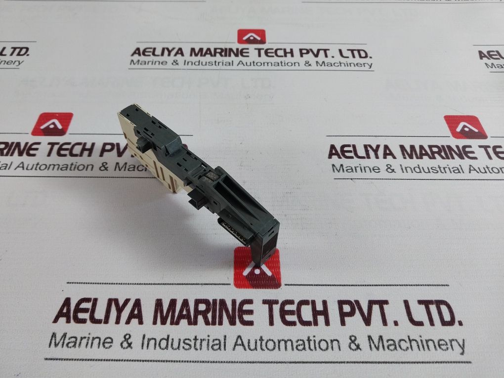 Siemens 6es7 193-4cc20-0aa0 Terminal Module - Image 8