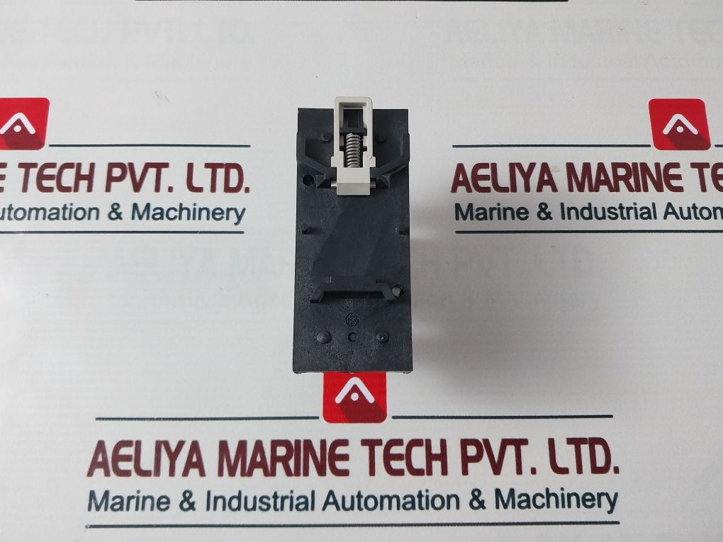 Telemecanique Rhn 416jv Relay 24v 60h - Image 5