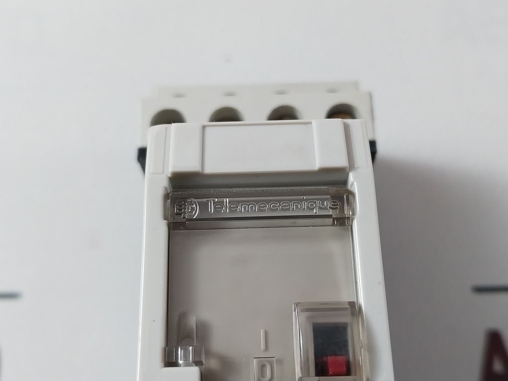 Telemecanique Rhn 416jv Relay 24v 60h - Image 7