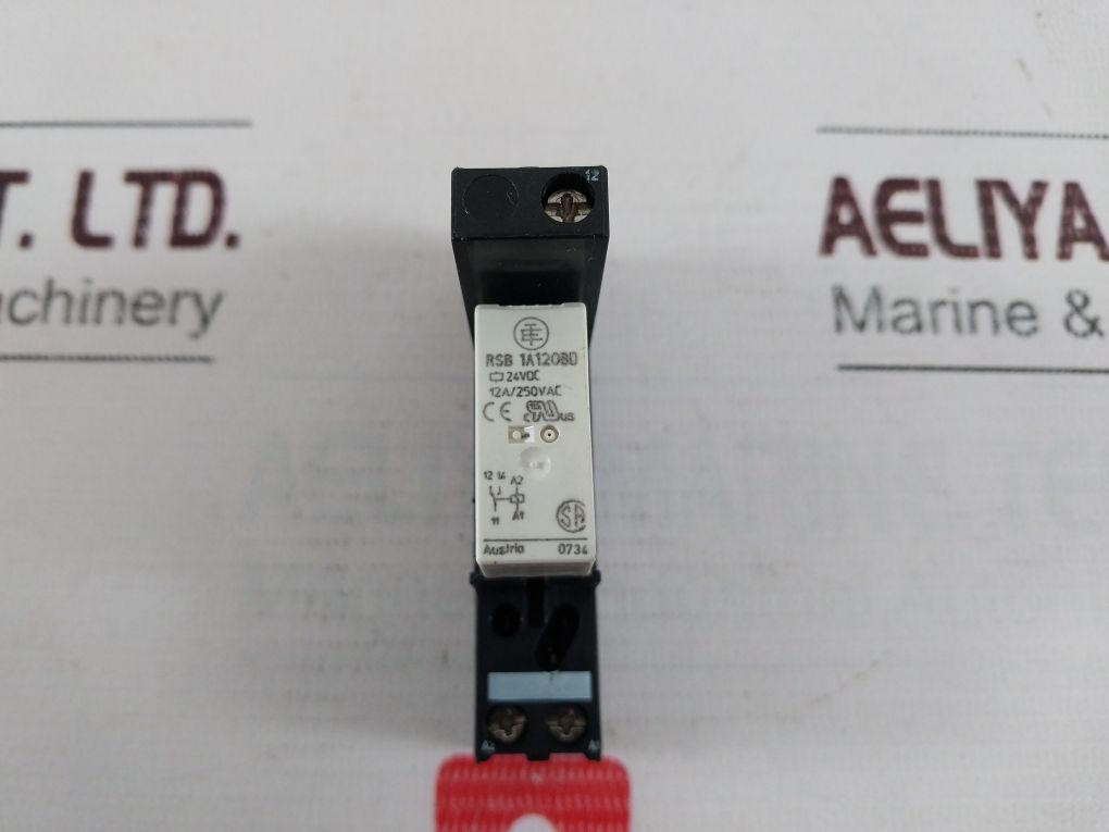 Telemecanique Schneider Electric Rsze1s35mba Relay With Socket - Aeliya ...