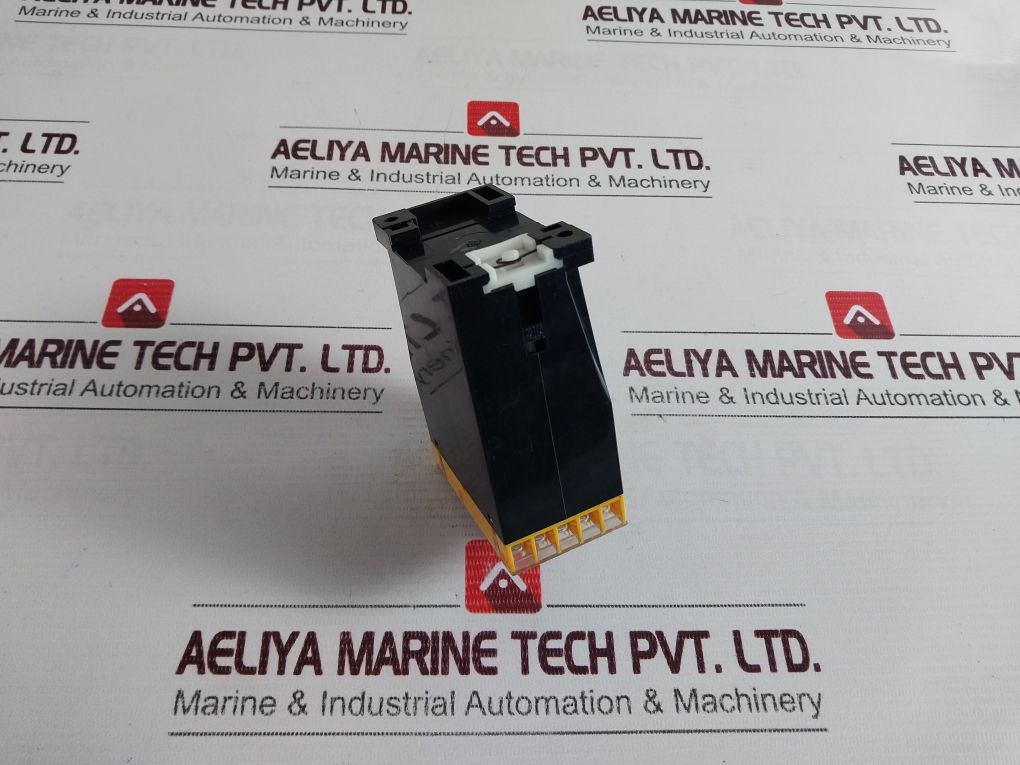 Tesch V32t Time Relay - Image 8