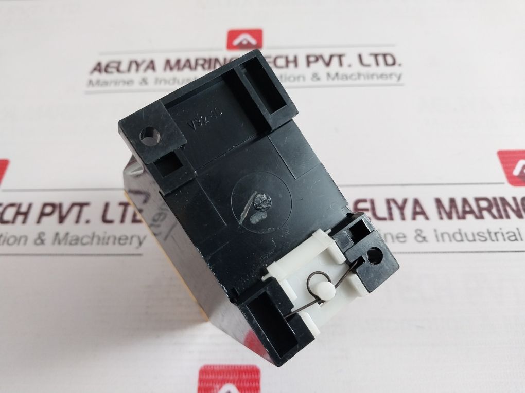 Tesch V32t Time Relay - Image 9