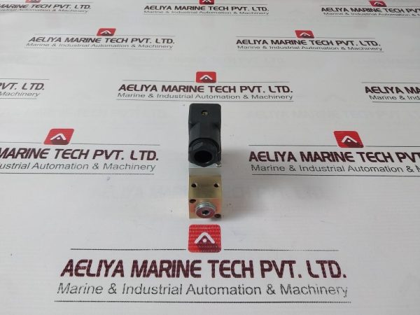 TRAFAG 9M0.2081 PRESSURE SWITCH