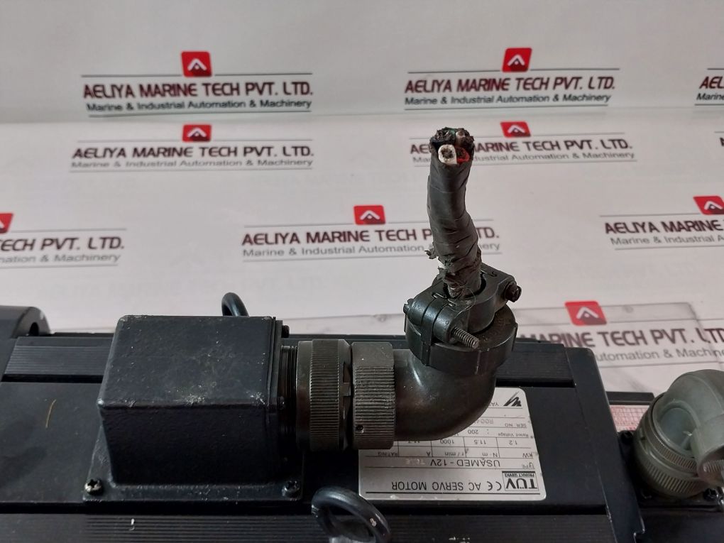 Yaskawa Usamed-12v-t012 Ac Servo Motor - Image 13