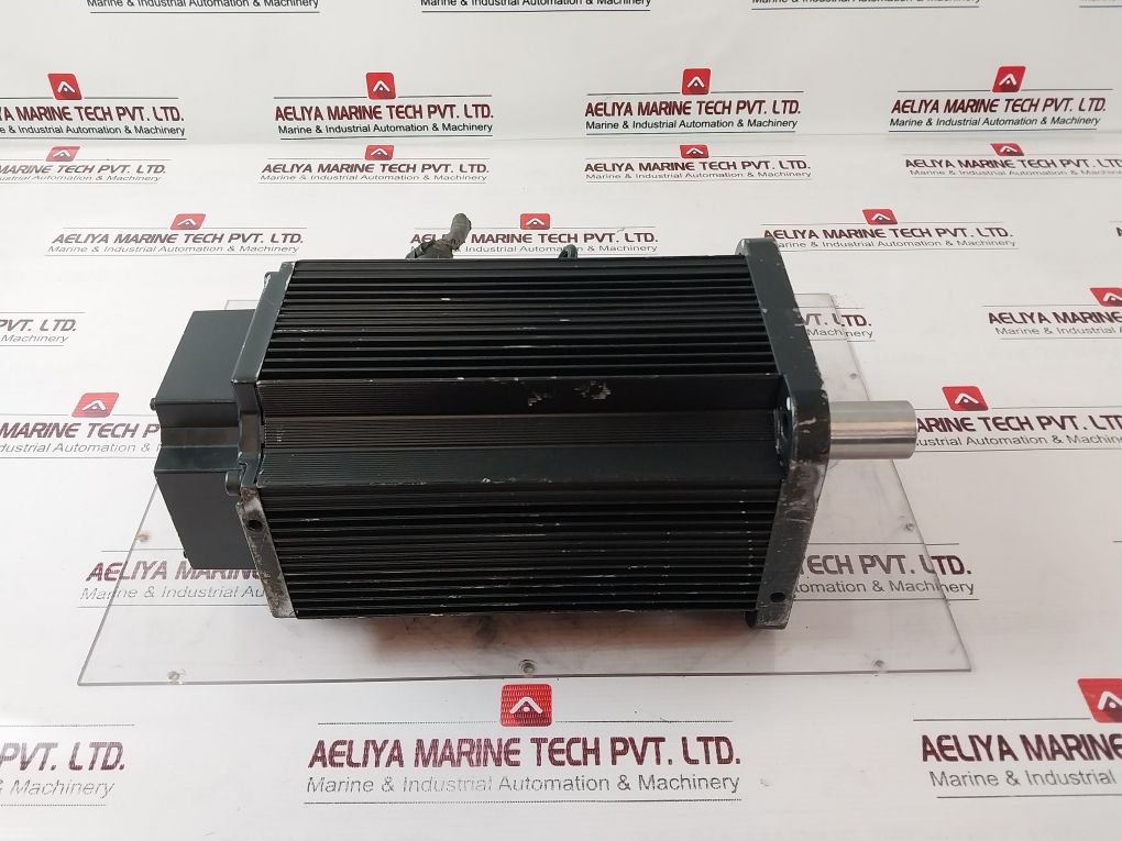Yaskawa Usamed-12v-t012 Ac Servo Motor - Image 6