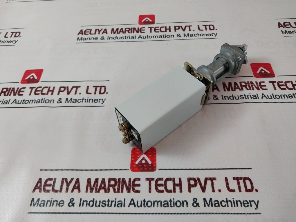 976112 Switch Tpl (Light Push Turn) - Image 9