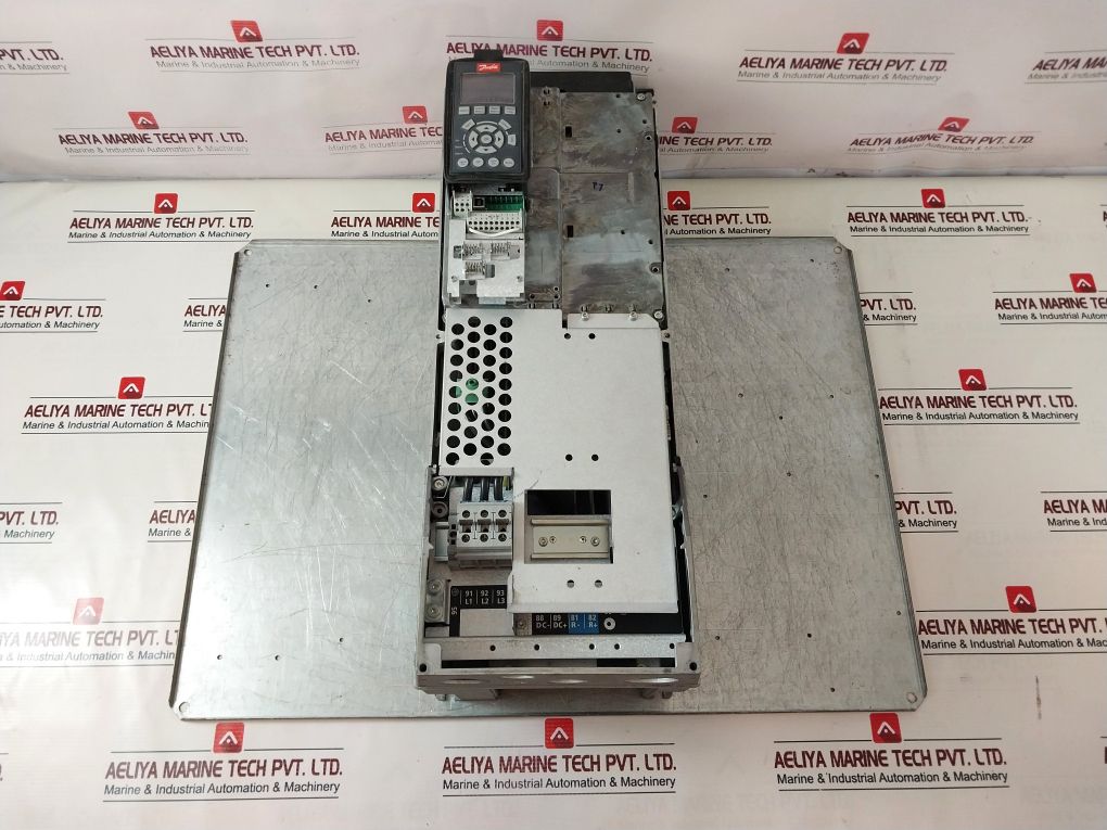 Danfoss 131x1347 Ac Drive (Not Working) - Image 11