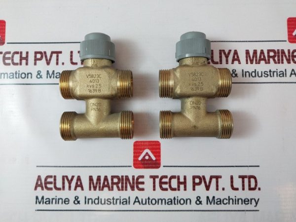 Honeywell V5823c Three Way Control Valve