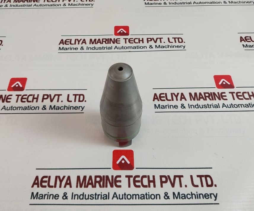 Man B&w Cpn 09/09 - Image 3