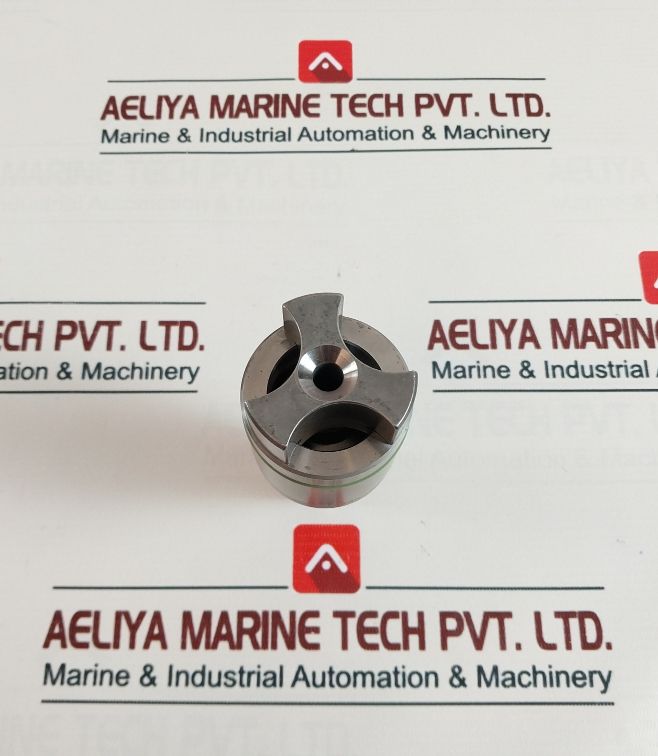 Man B&w Cpn 09/09 - Image 6