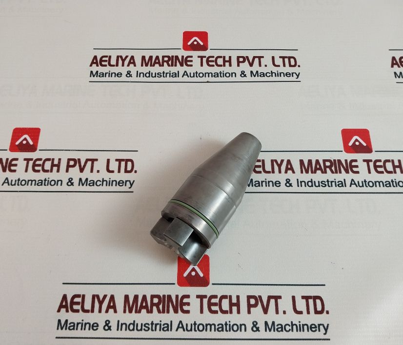 Man B&w Cpn 09/09 - Image 4