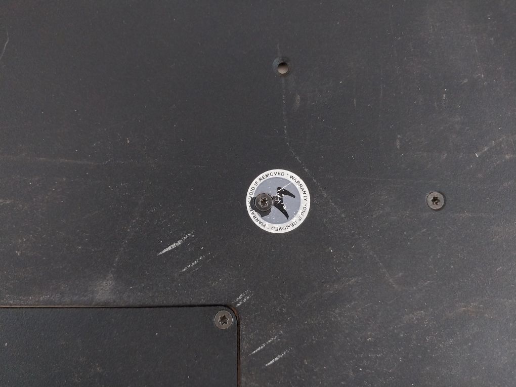 P004218-1 Display - Image 13