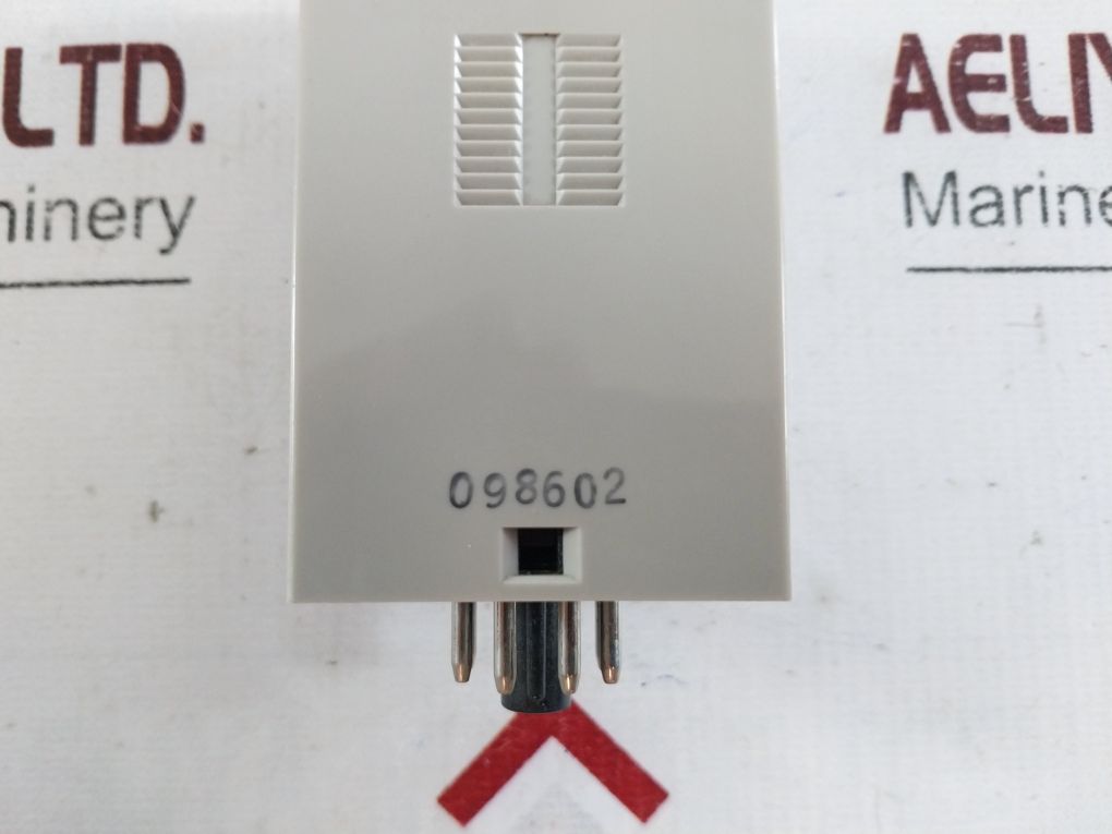 Omron H3cr-g8el Timer 0-12 Sec - Image 9