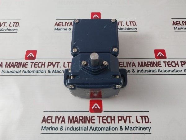 Schmersal Td 250-02/02z Watertight Limit Switch