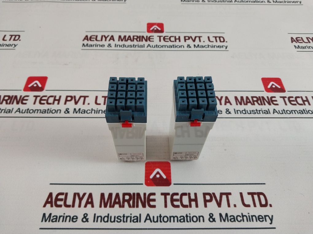 Telemecanique Rhr-411m Time Delay Relay 220v - Image 3