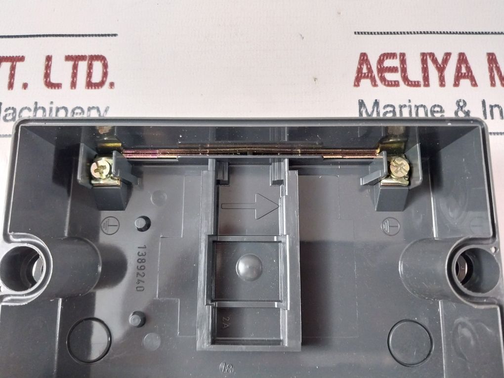 Telemecanique Square D Gv2 Mc01 Circuit Breaker Ip41 - Image 10