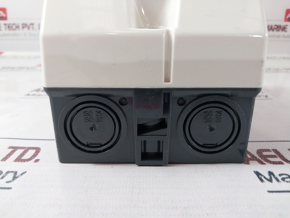 Telemecanique Square D Gv2 Mc01 Circuit Breaker Ip41 - Image 11