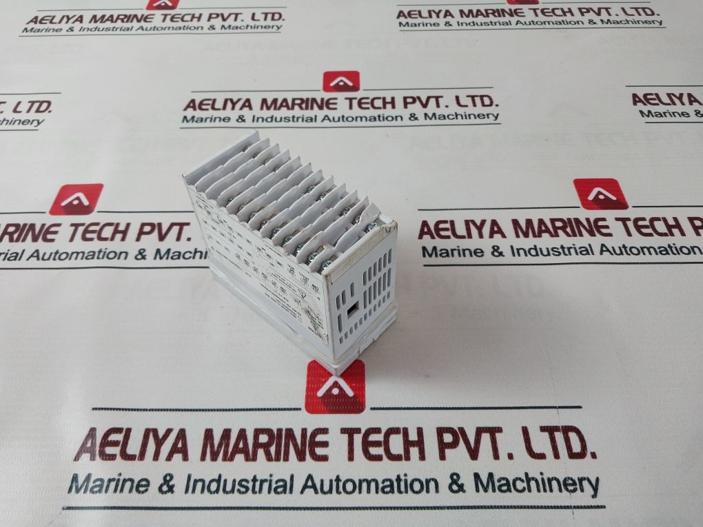 Yokogawa Um33a Digital Indicator - Image 7