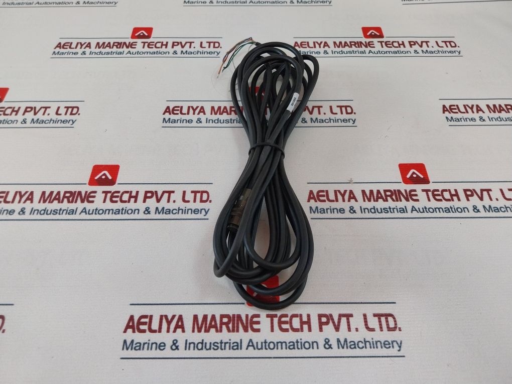 801850 Liquid Tight 6-socket Twist-lock W/20-ft - Image 4